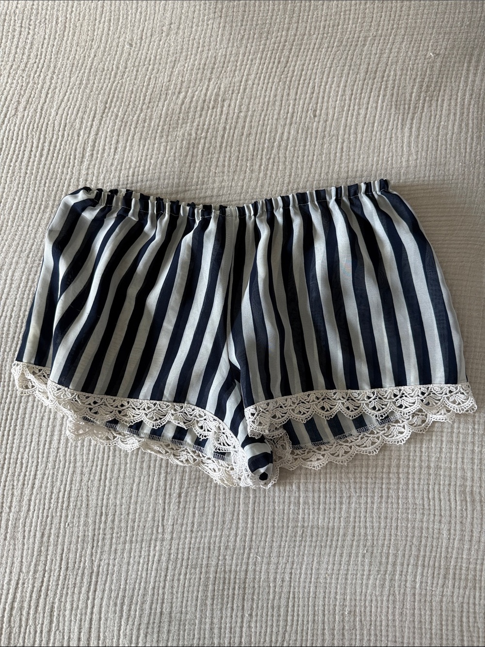 Show Me Your Mumu Bri Lace Shorts Black Floral